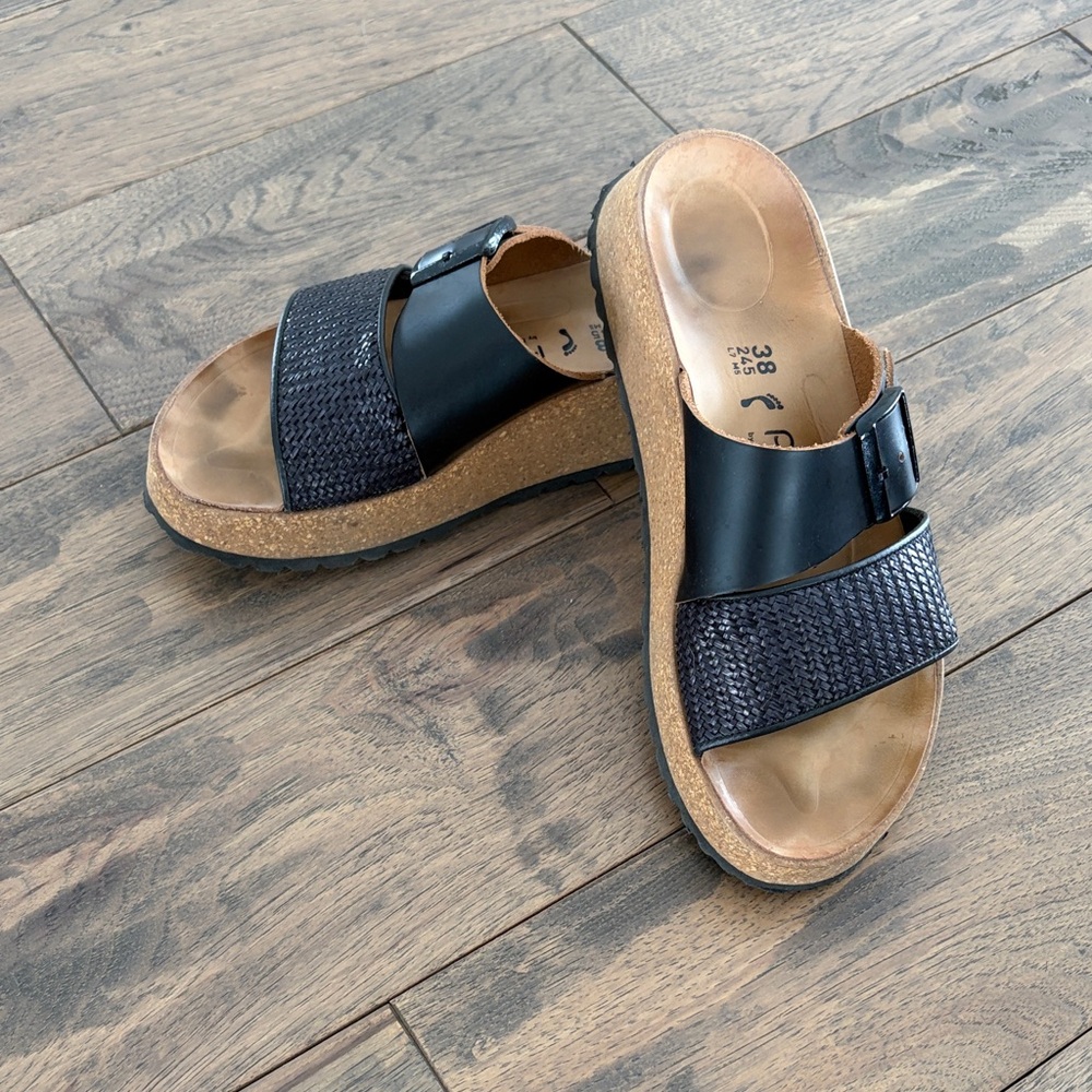 Birkenstock Amina Platform Sandal- 38-GUC